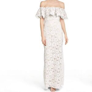 Eliza J Women’s Size 4 Elegant Wedding Prom, Lace Maxi Dress Gown.